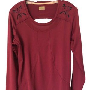 Catherine Malandrino Maroon Performance L/S Top w/Vents - L